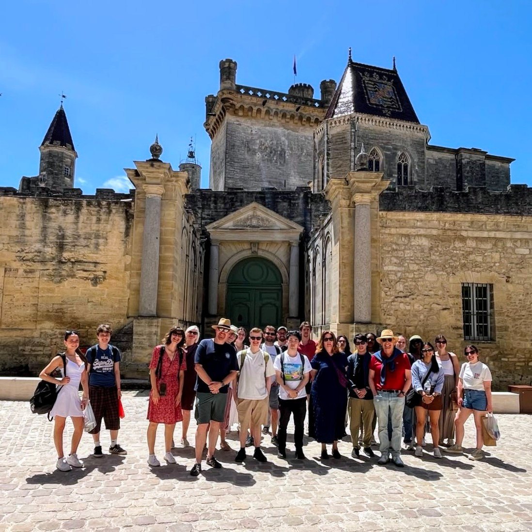 ✨ photodump de juin
Ce mois-ci, nos étudiants ont exploré quelques-uns des plus beaux endroits autour de Montpellier !