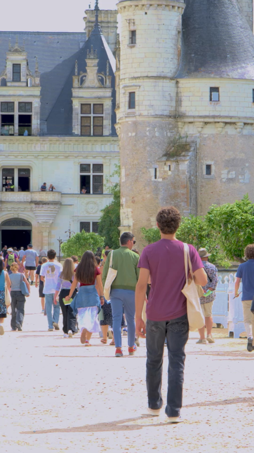 ✨ Fin de séjour en douceur au Château de Chenonceau pour nos étudiants du Vassar-Wesleyan Program in Paris ! 🏰🇫🇷
Apr