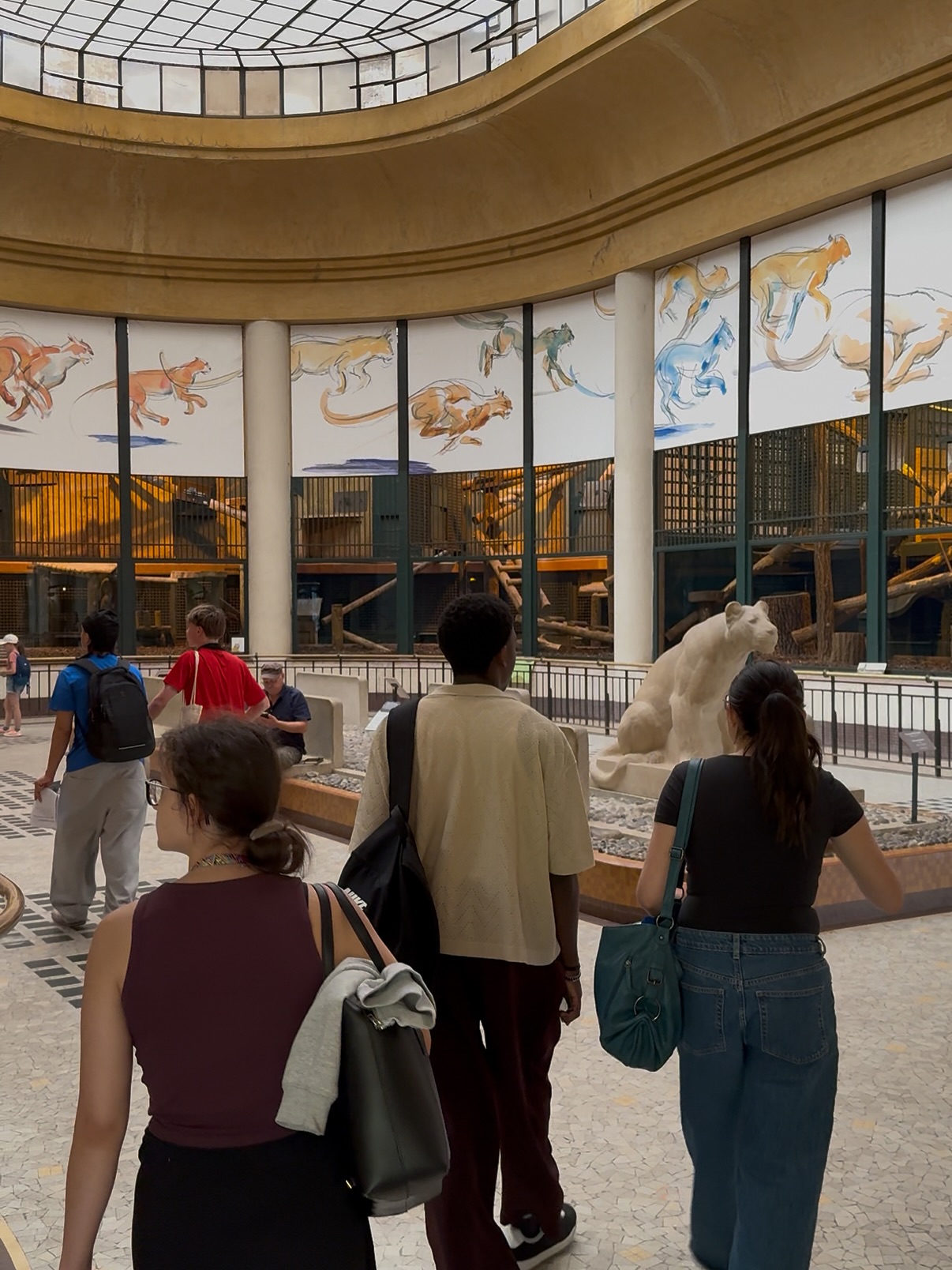 📸 Retour en photos de notre sortie pédagogique au Jardin des Plantes de Paris 🌺🐑
Une sortie sous un joli soleil d’ét